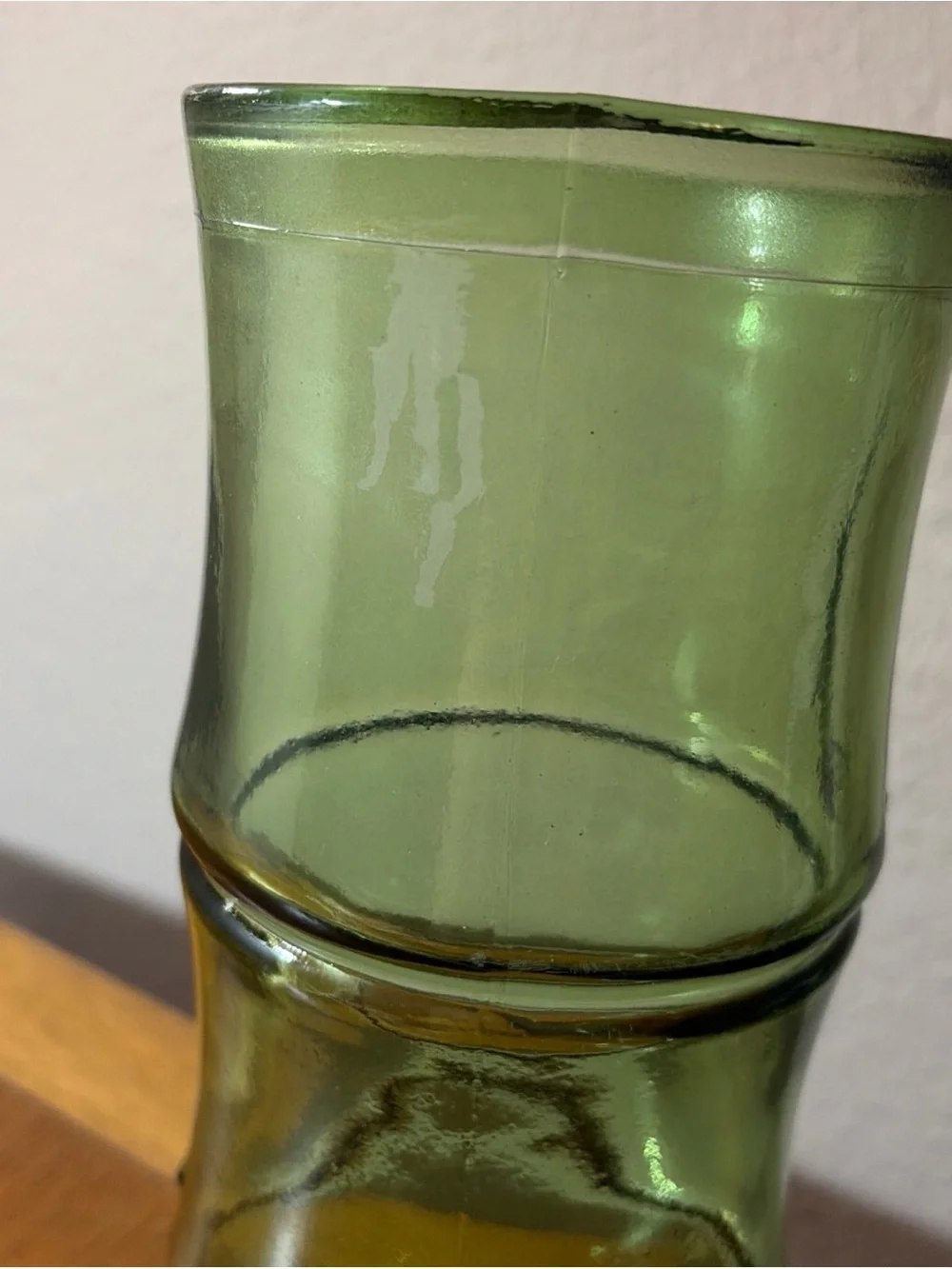 Vidrios San Miguel- Green Recycled Glass Vase Bamboo Pattern